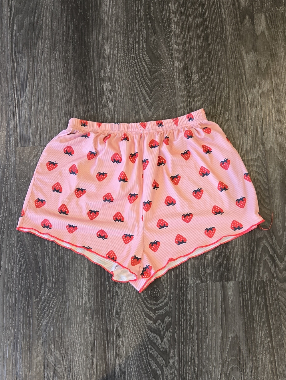 Pink Strawberry Print Elastic Waist Shorts Large